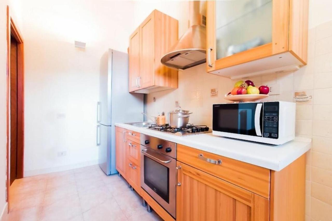 Candia Apartment *